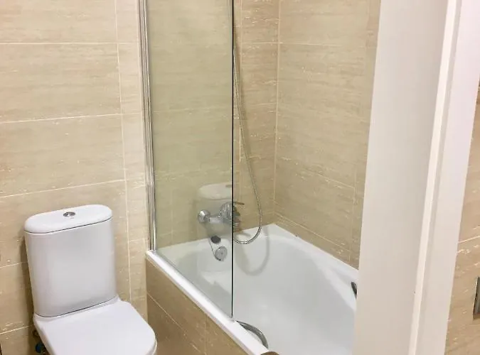 Royal Marina Golf-b アパート